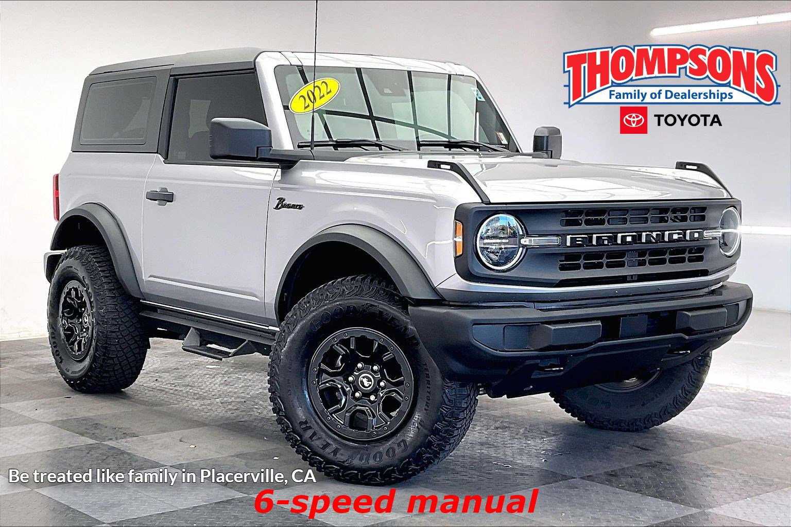 2022 Ford Bronco 2-Door Base's photo
