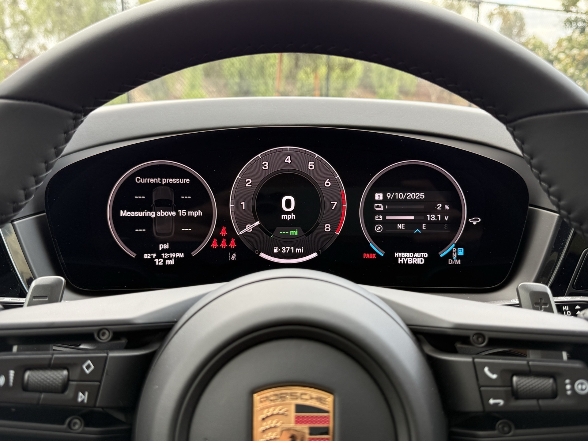 2025 Porsche Cayenne E-Hybrid S photo 13