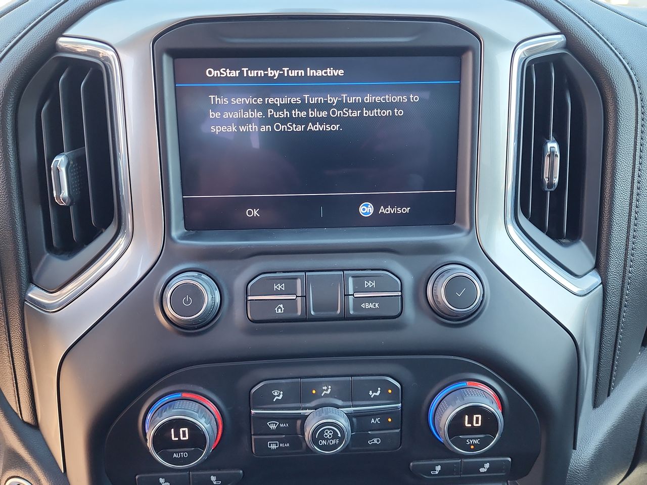 2022 Chevrolet Silverado 1500 LT photo 16