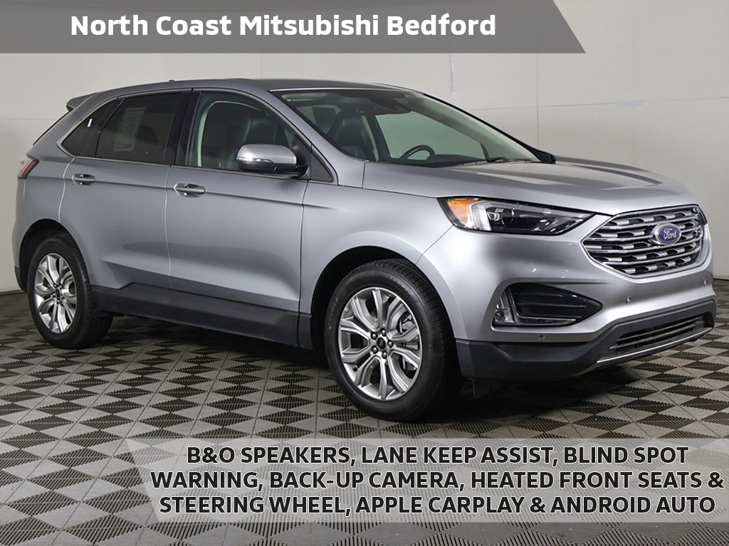 2024 Ford Edge Titanium's photo
