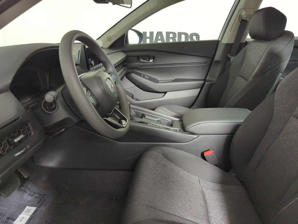 2025 Honda Accord SE photo 12