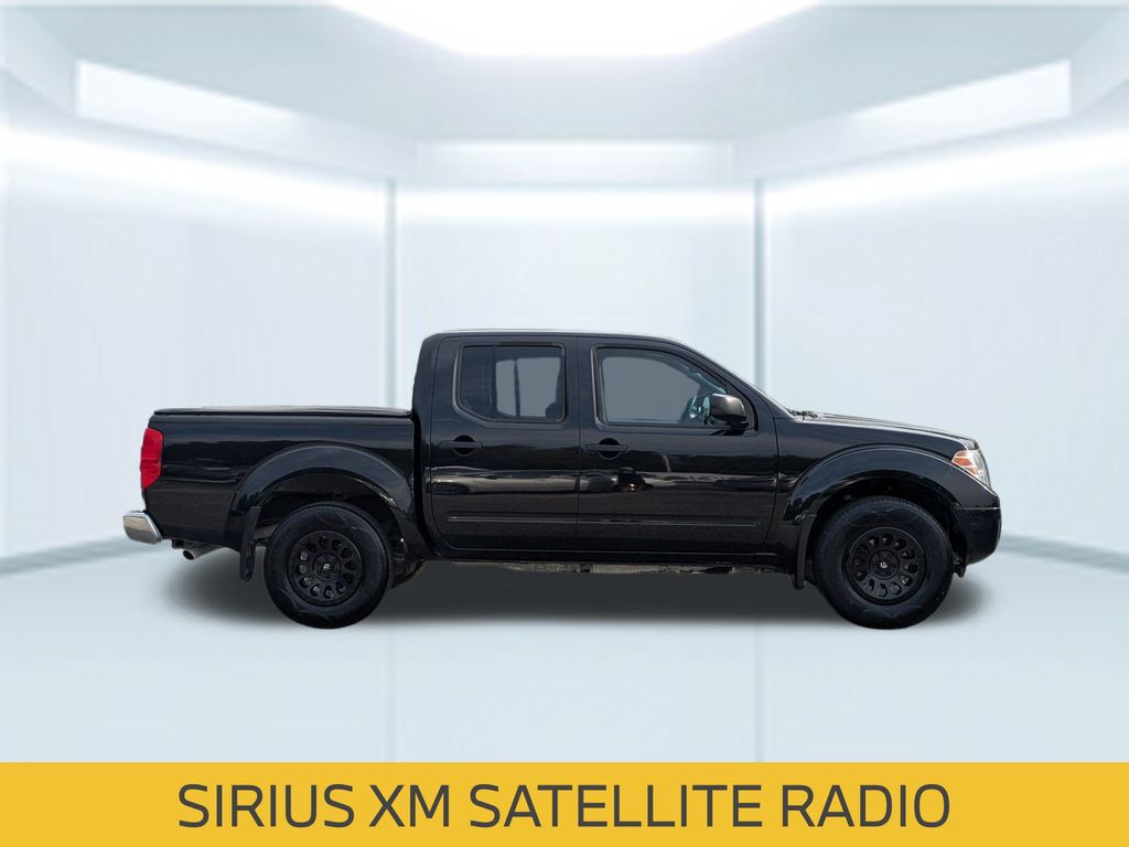 2019 Nissan Frontier SV photo 4