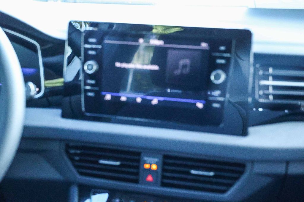 2026 Volkswagen Jetta 1.5T SE photo 4