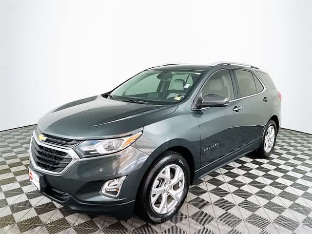 2020 Chevrolet Equinox LT photo 3