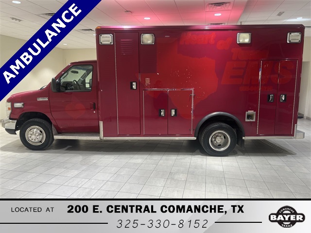 2013 Ford E-450 photo 2