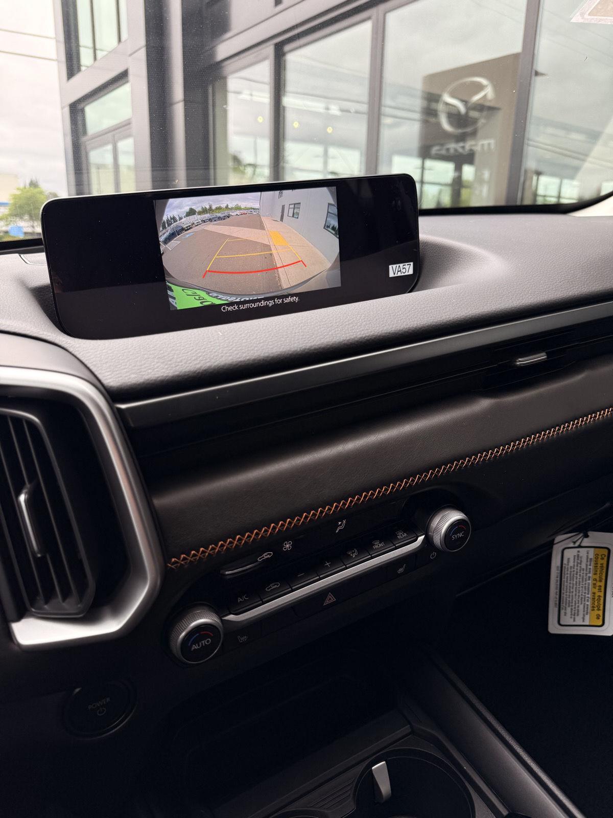 2025 Mazda CX-50 Premium photo 9