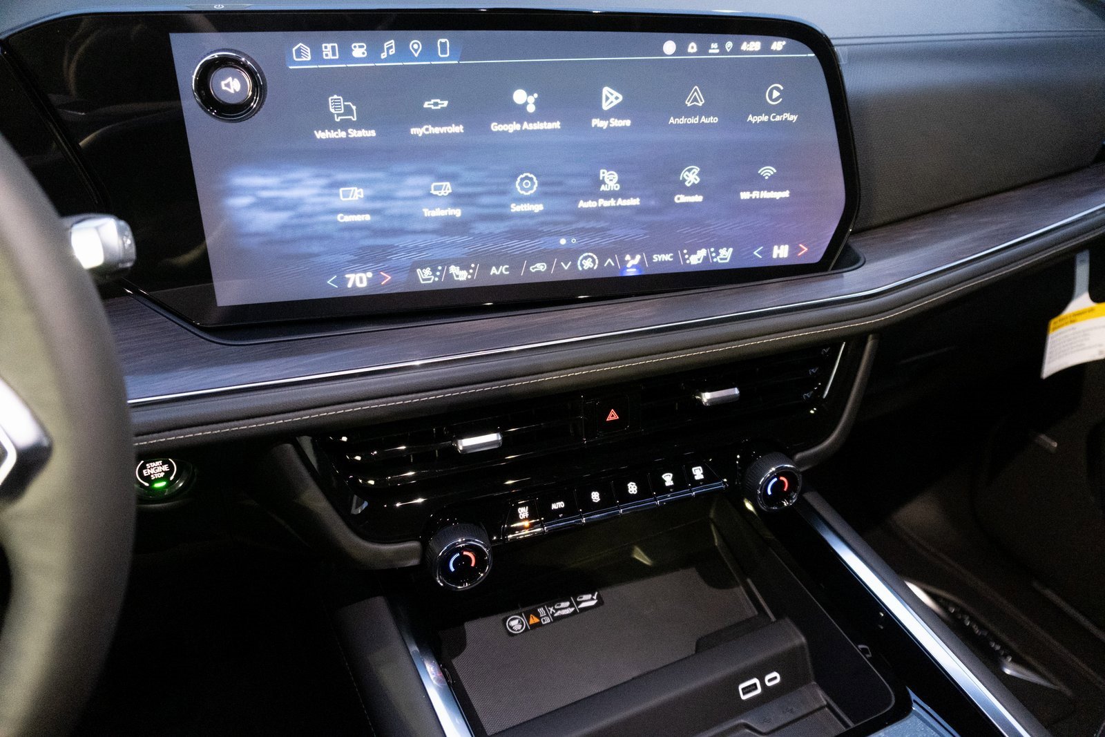 2026 Chevrolet Tahoe Premier photo 2