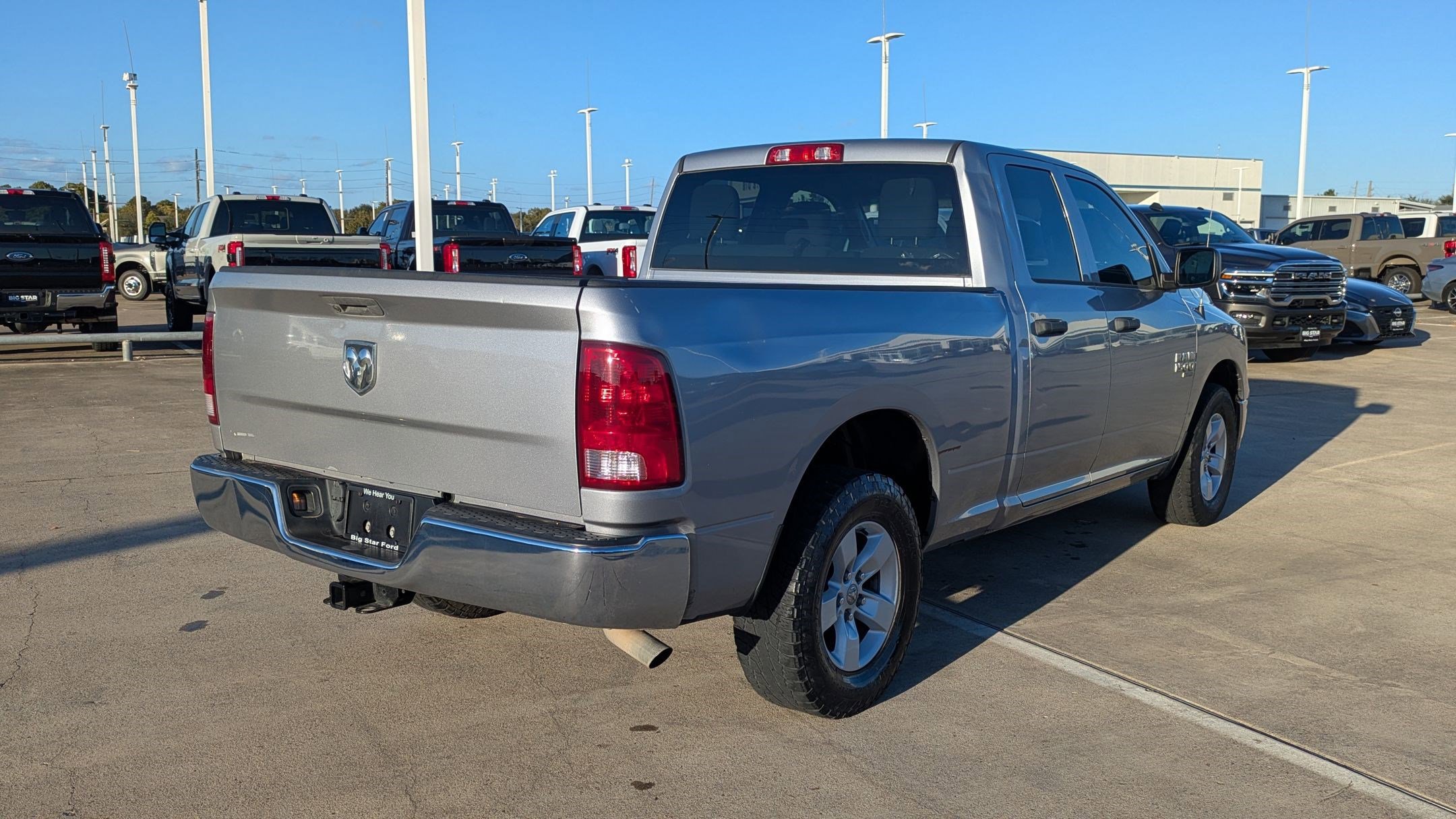 2020 Ram 1500 Classic Tradesman photo 2