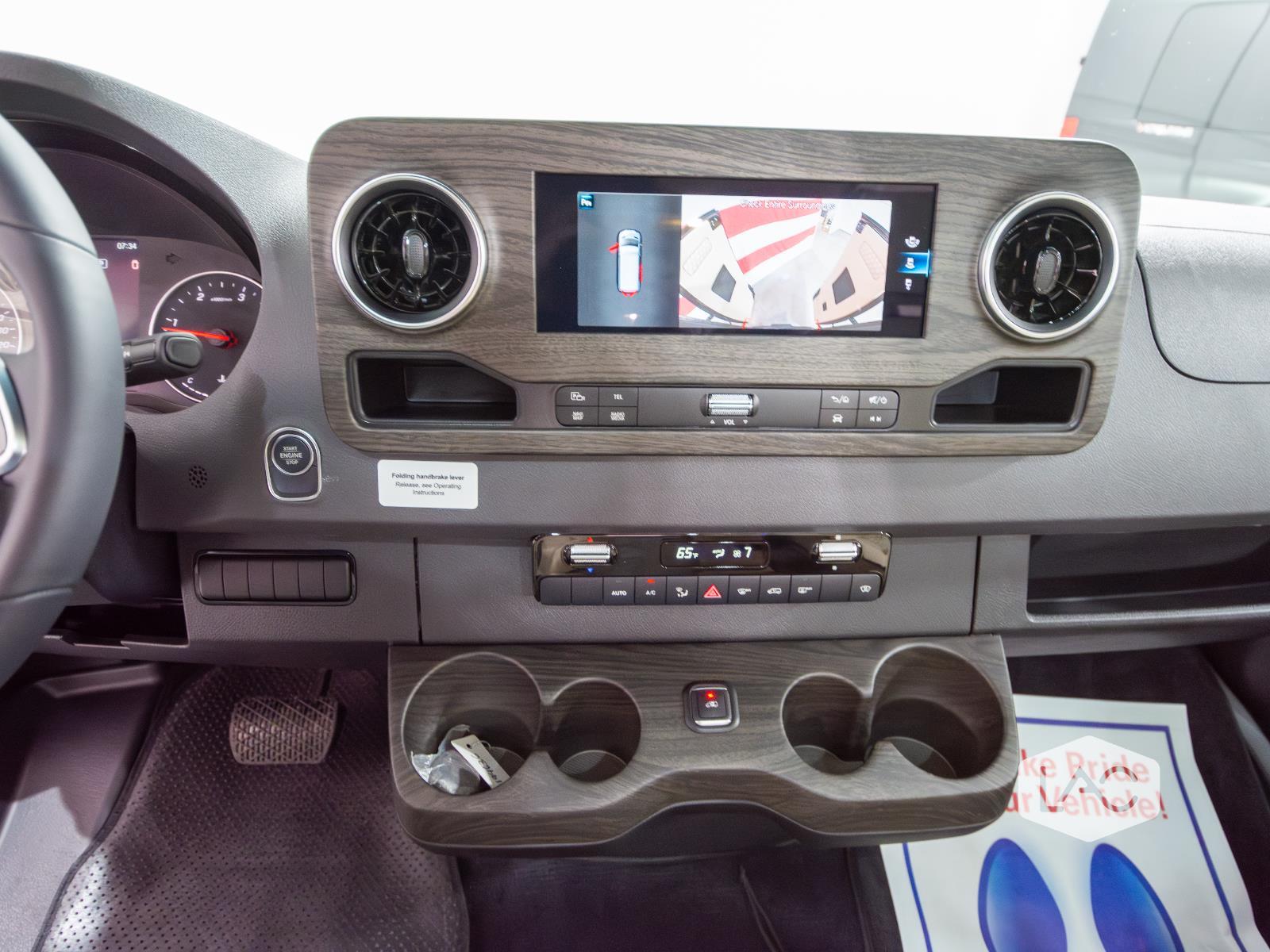 2024 Mercedes Benz Sprinter Cargo Van photo 7