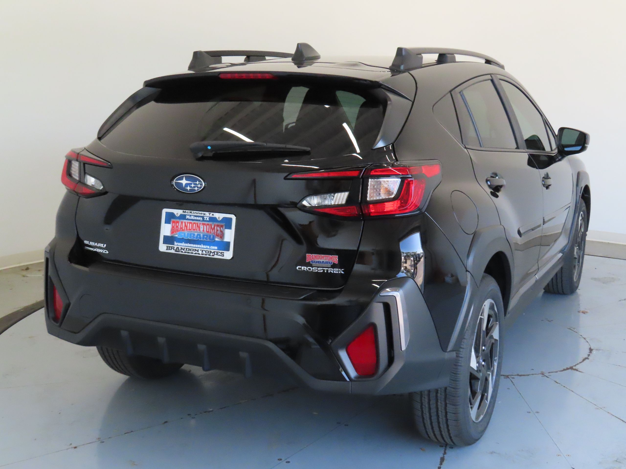 2025 Subaru Crosstrek Limited photo 3