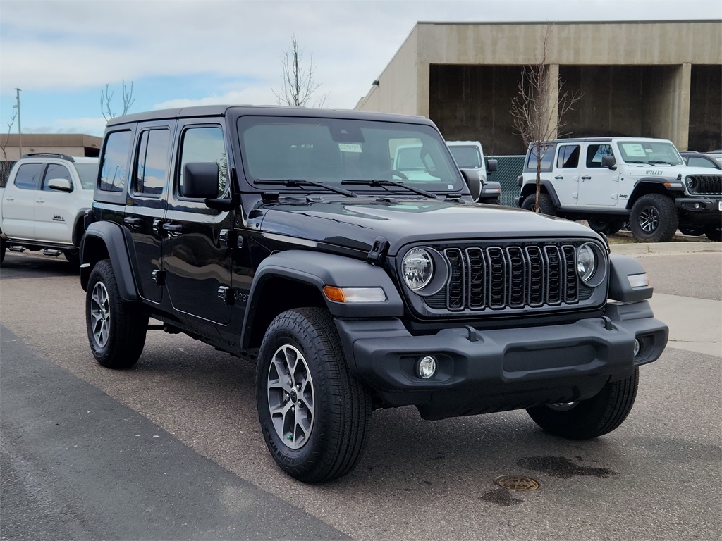 2025 Jeep Wrangler Sport S photo 3