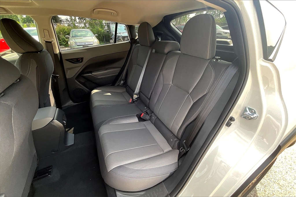 2025 Subaru Crosstrek Premium photo 8