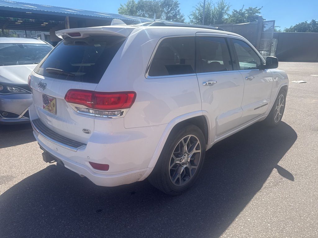 2020 Jeep Grand Cherokee Overland photo 3