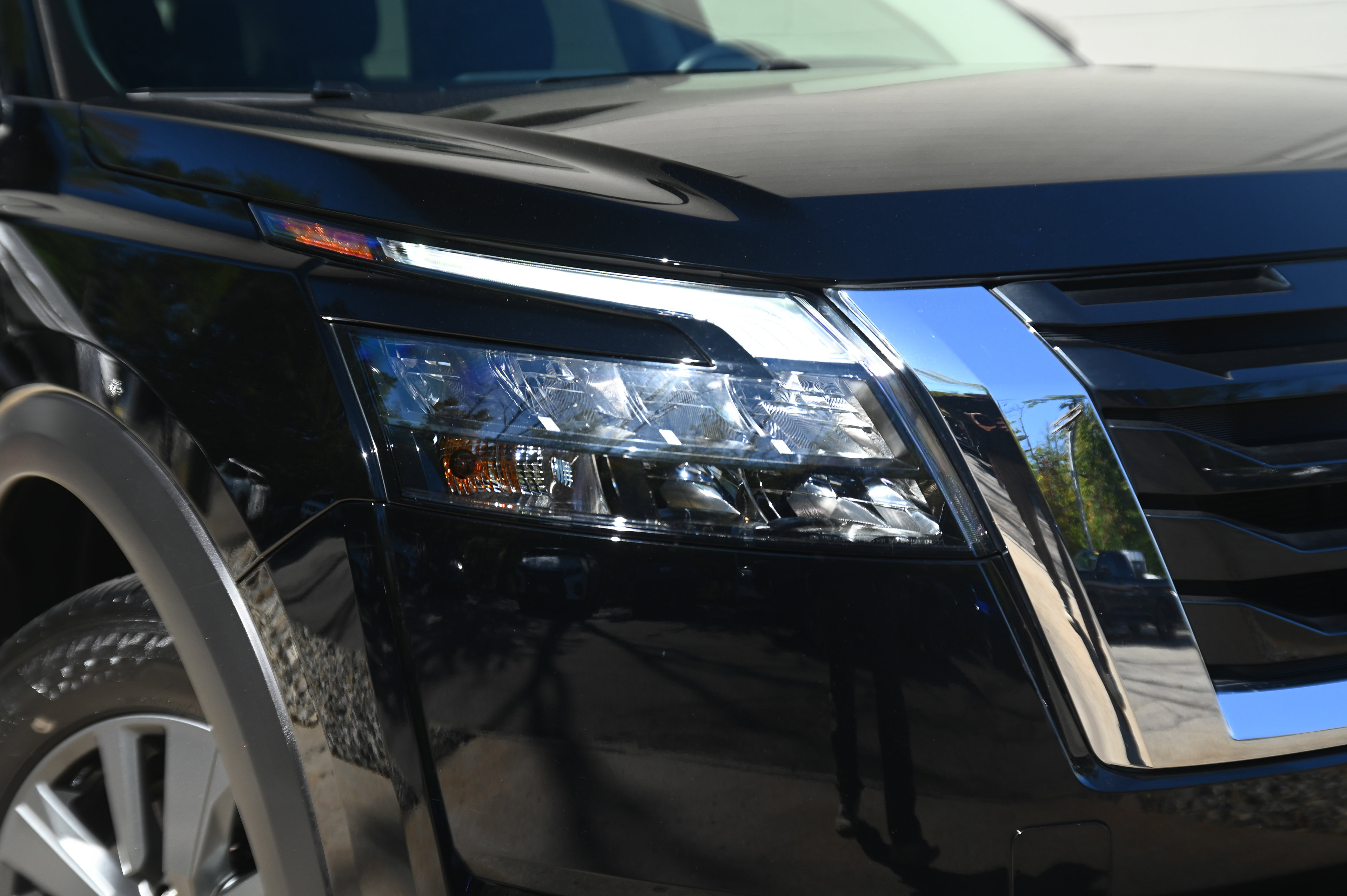 2024 Nissan Pathfinder S photo 4