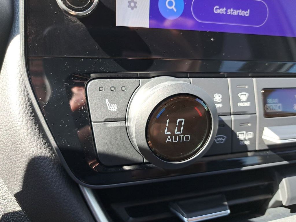 2024 Toyota Grand Highlander XLE photo 23