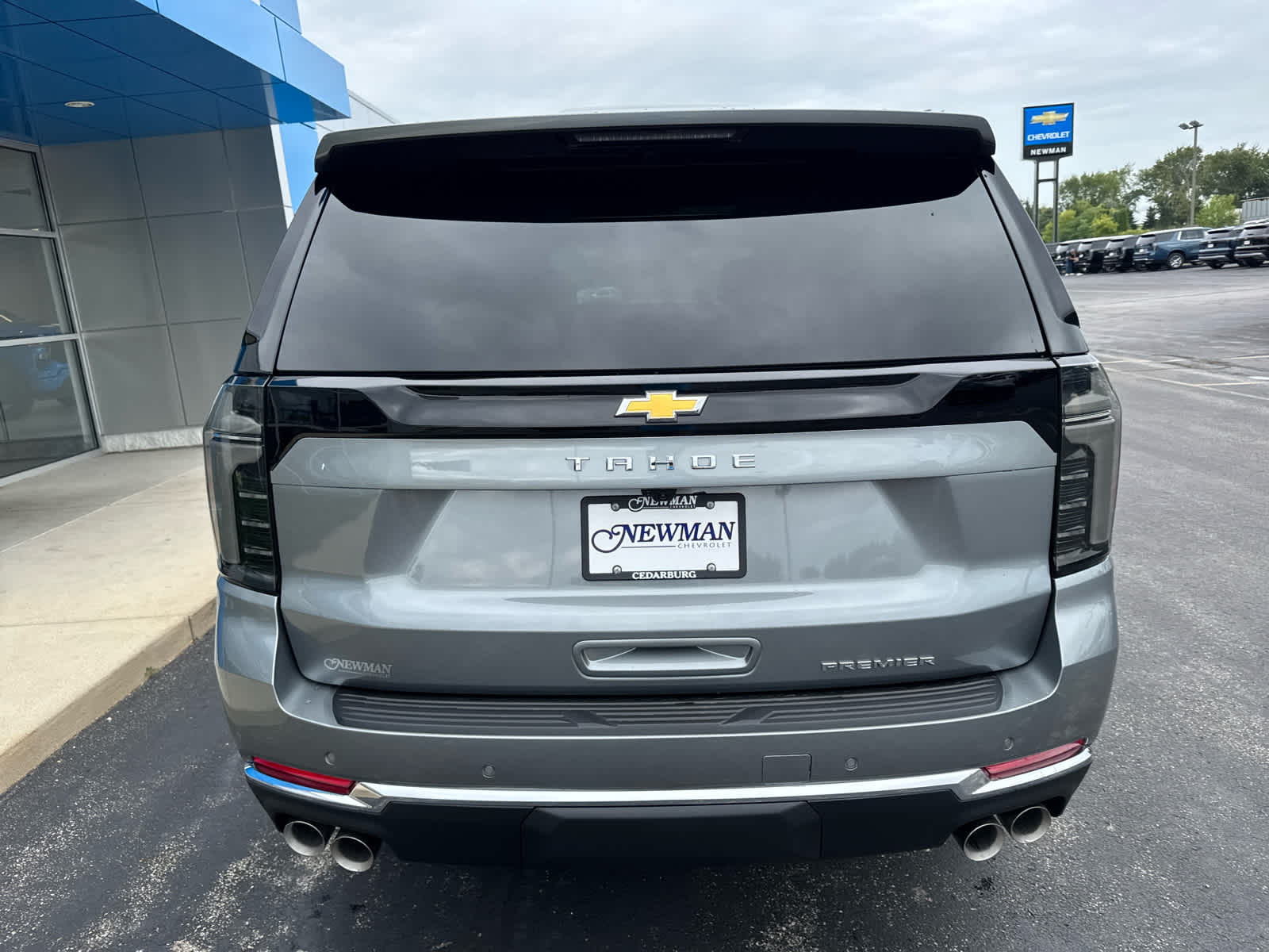 2025 Chevrolet Tahoe Premier photo 10