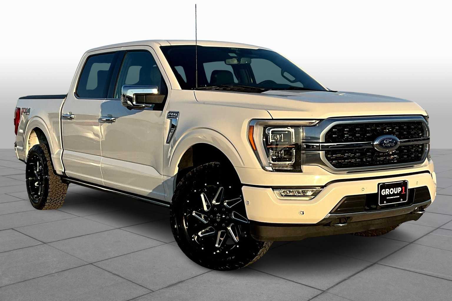 2022 Ford F-150 Platinum photo 2