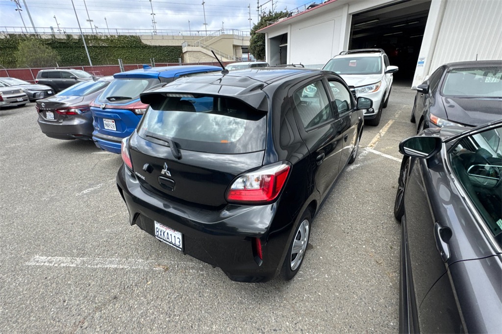 2021 Mitsubishi Mirage ES photo 3