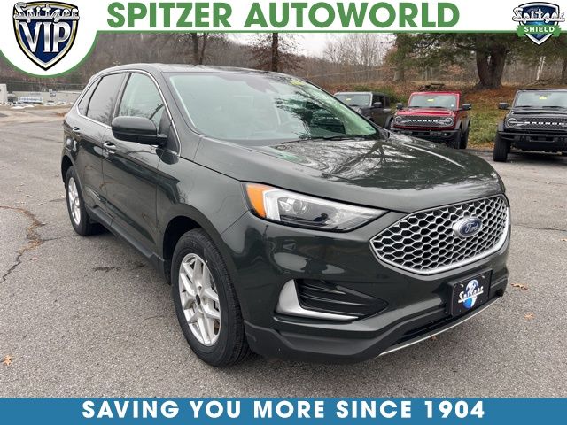 2024 Ford Edge SEL's photo