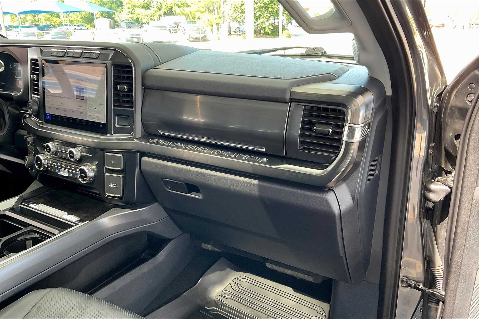 2024 Ford F-250 1500 Denali photo 34