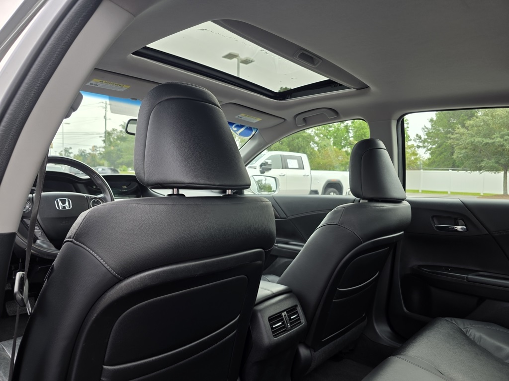 2013 Honda Accord EX-L photo 44