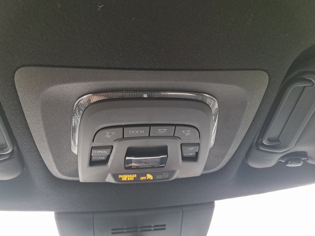 2024 Toyota Corolla Hybrid XSE photo 20