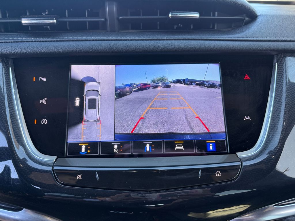 2023 Cadillac XT6 Sport photo 22