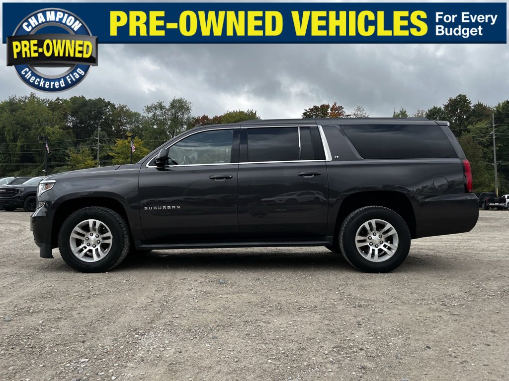2018 Chevrolet Suburban LT photo 7