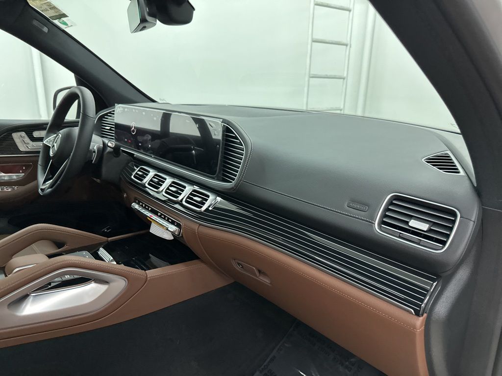2026 Mercedes Benz GLE 580 4MATIC photo 24