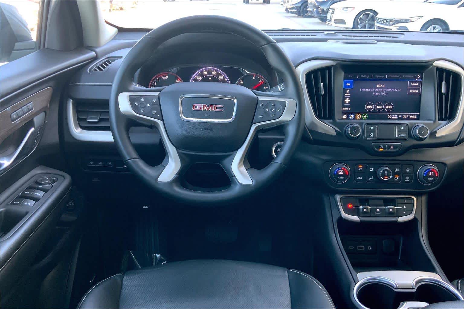 2024 Gmc Terrain Denali photo 3