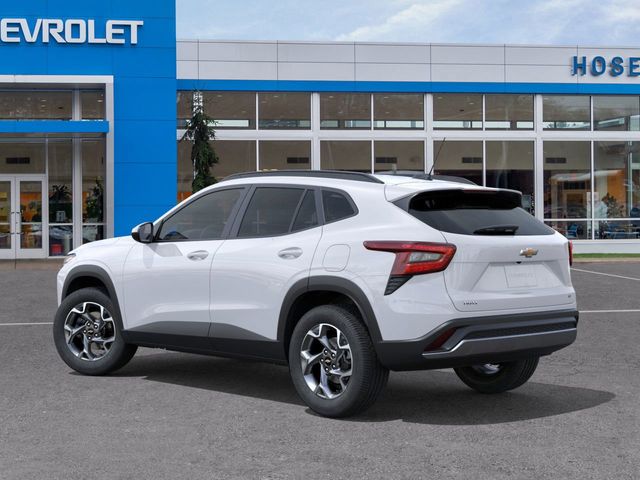 2026 Chevrolet Trax LT photo 2