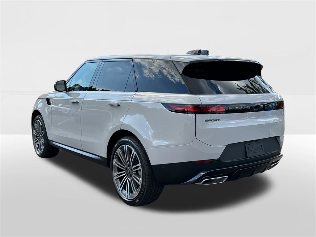 2025 Land Rover Range Rover Sport P360 SE photo 2
