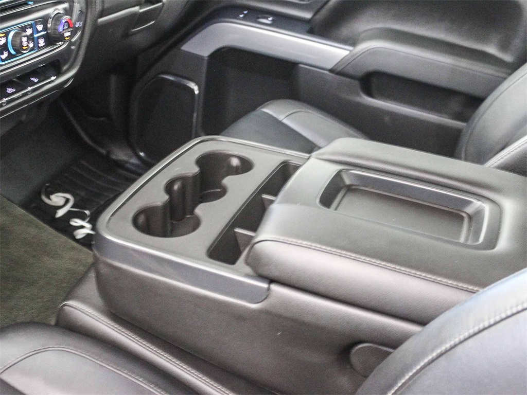 2015 Chevrolet Silverado LTZ photo 19