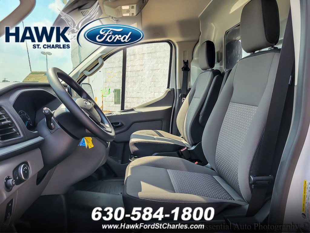 2025 Ford Transit photo 8
