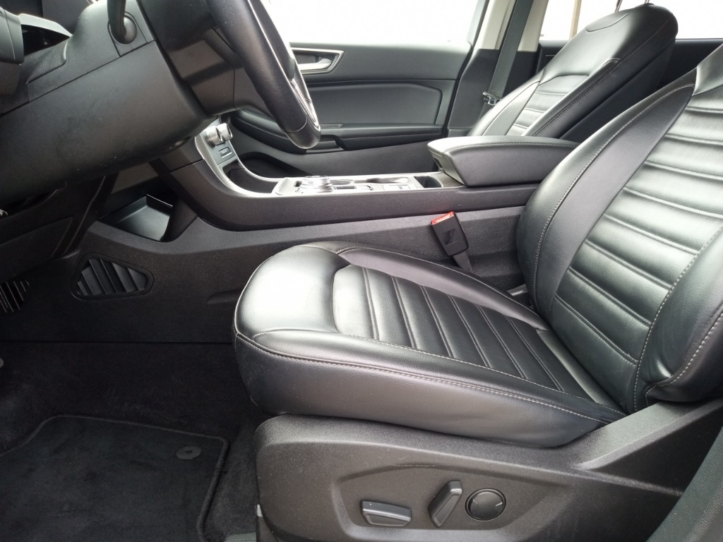2023 Ford Edge SEL photo 14