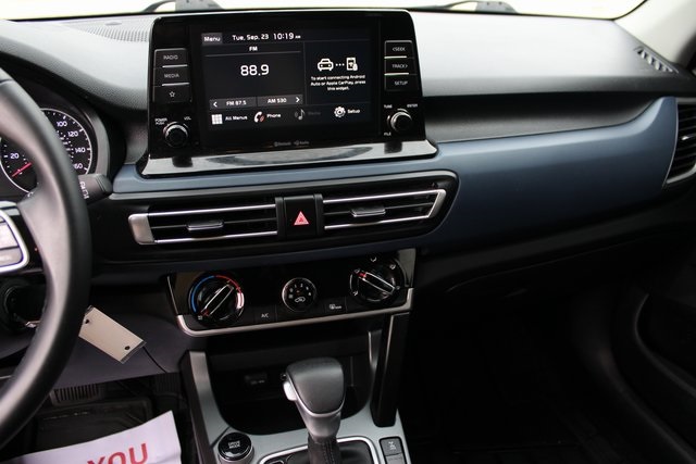 2021 Kia Seltos S photo 24