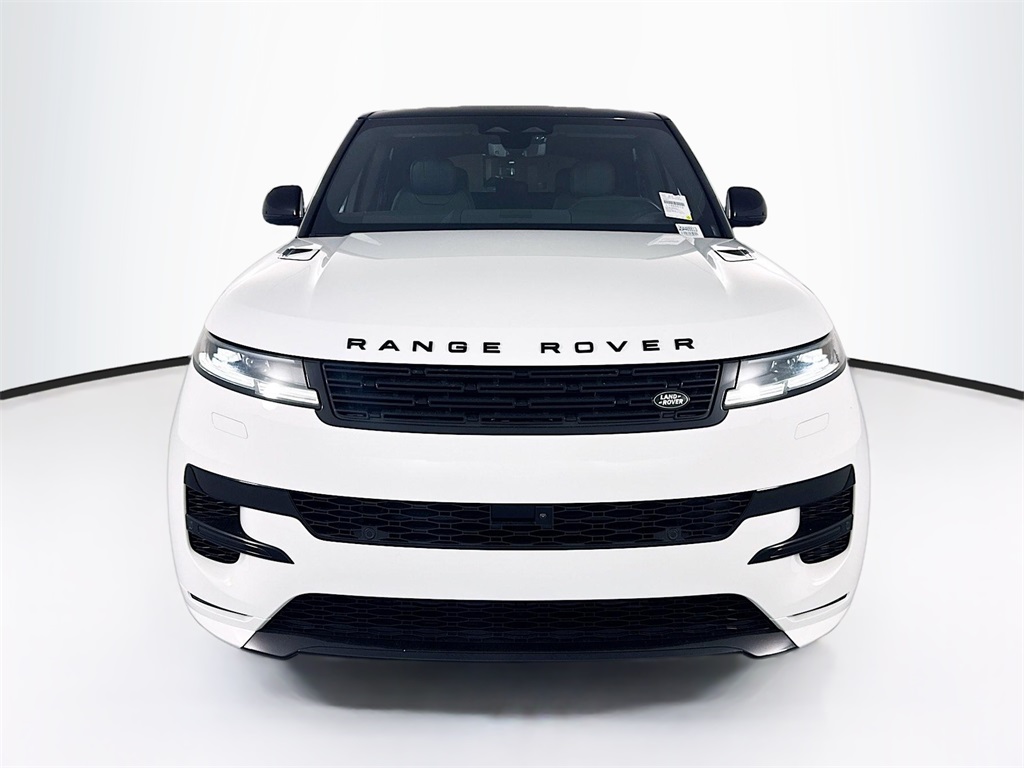 2025 Land Rover Range Rover Sport SE photo 2