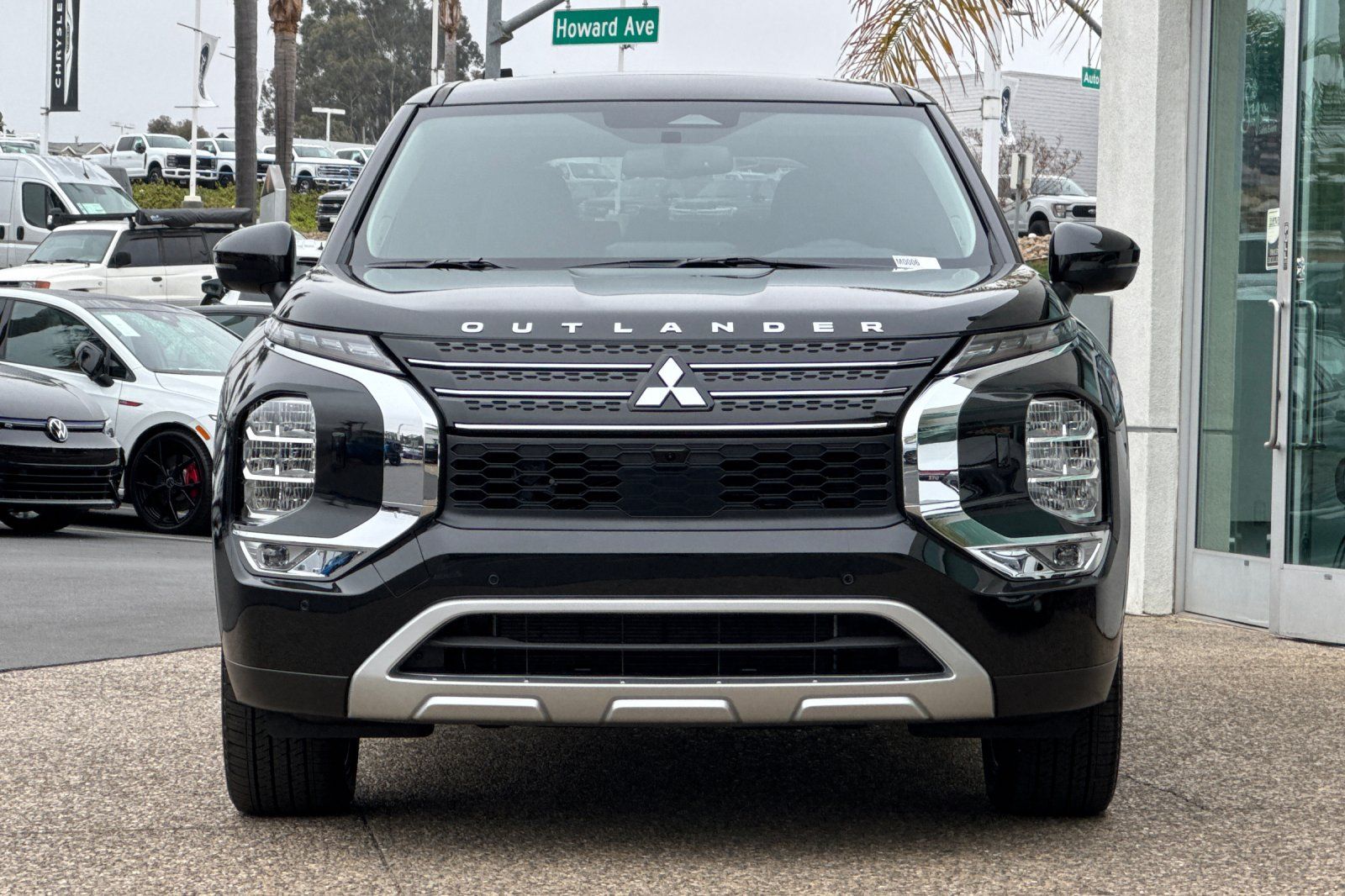 2025 Mitsubishi Outlander PHEV SE photo 8