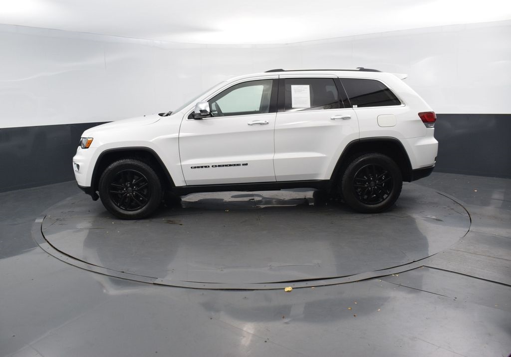 2022 Jeep Grand Cherokee Limited photo 2