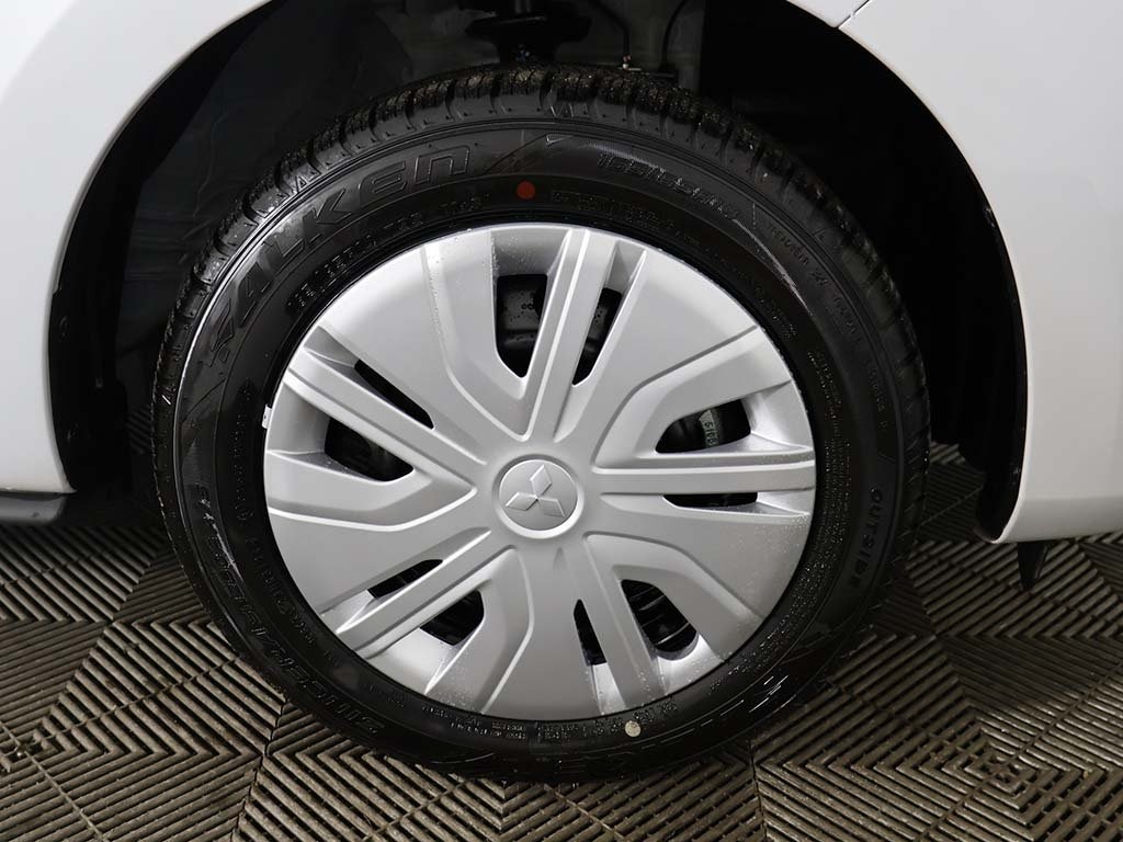 2024 Mitsubishi Mirage G4 ES photo 17
