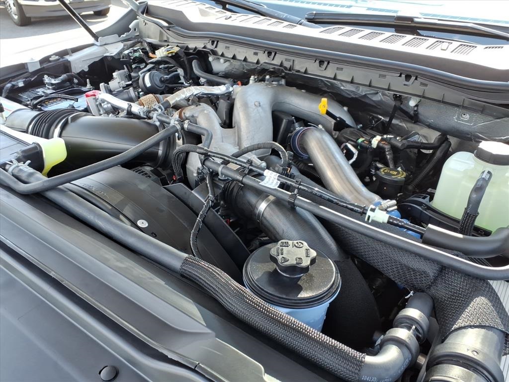 2026 Ford F-250 Lariat photo 8