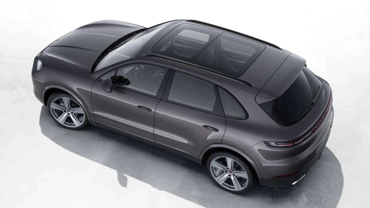 2026 Porsche Cayenne photo 4