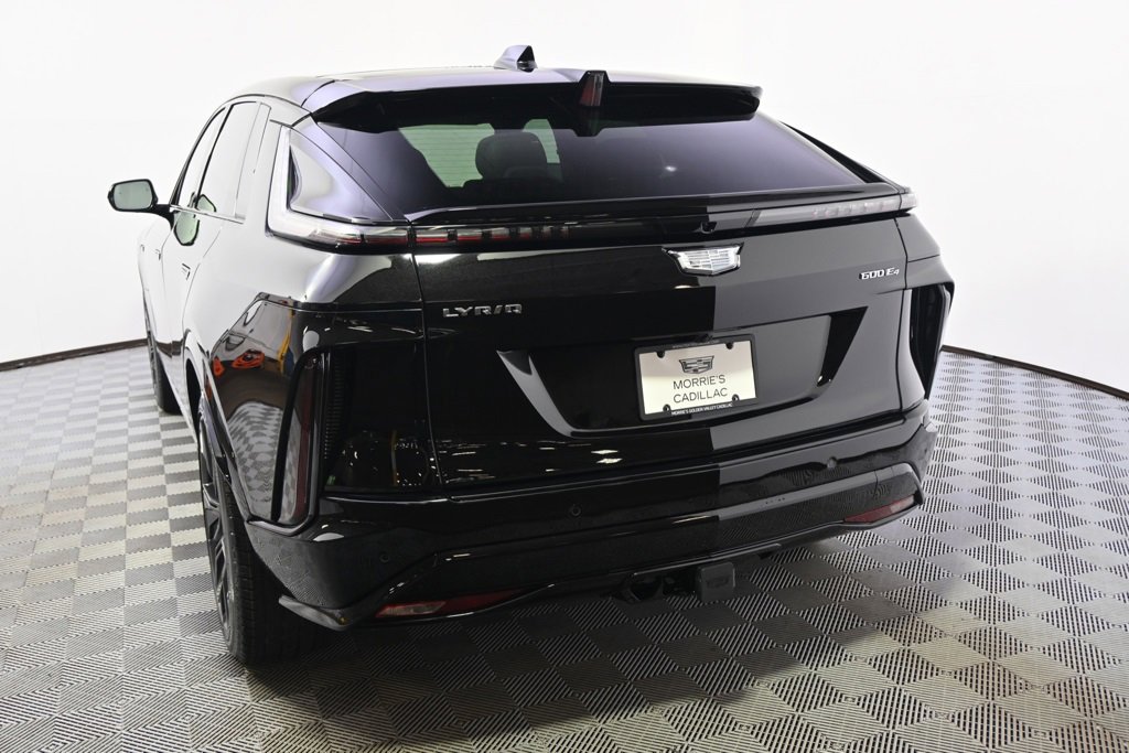 2025 Cadillac Lyriq Sport photo 4