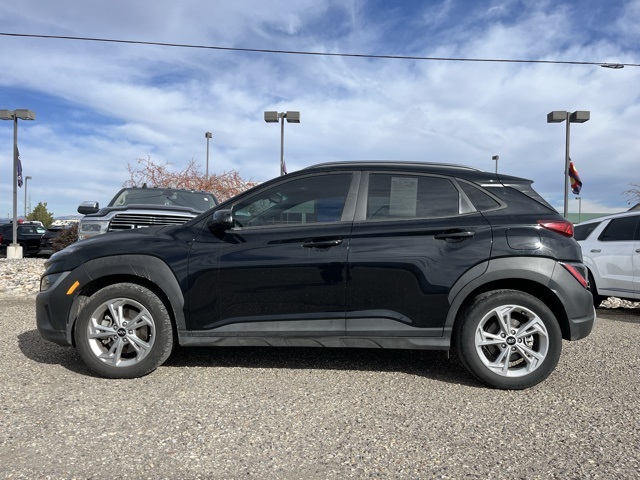 2023 Hyundai Kona SEL photo 2
