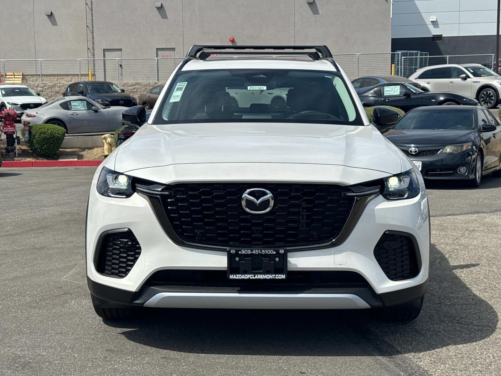 2025 Mazda CX-70 Plug-in Hybrid Premium photo 2
