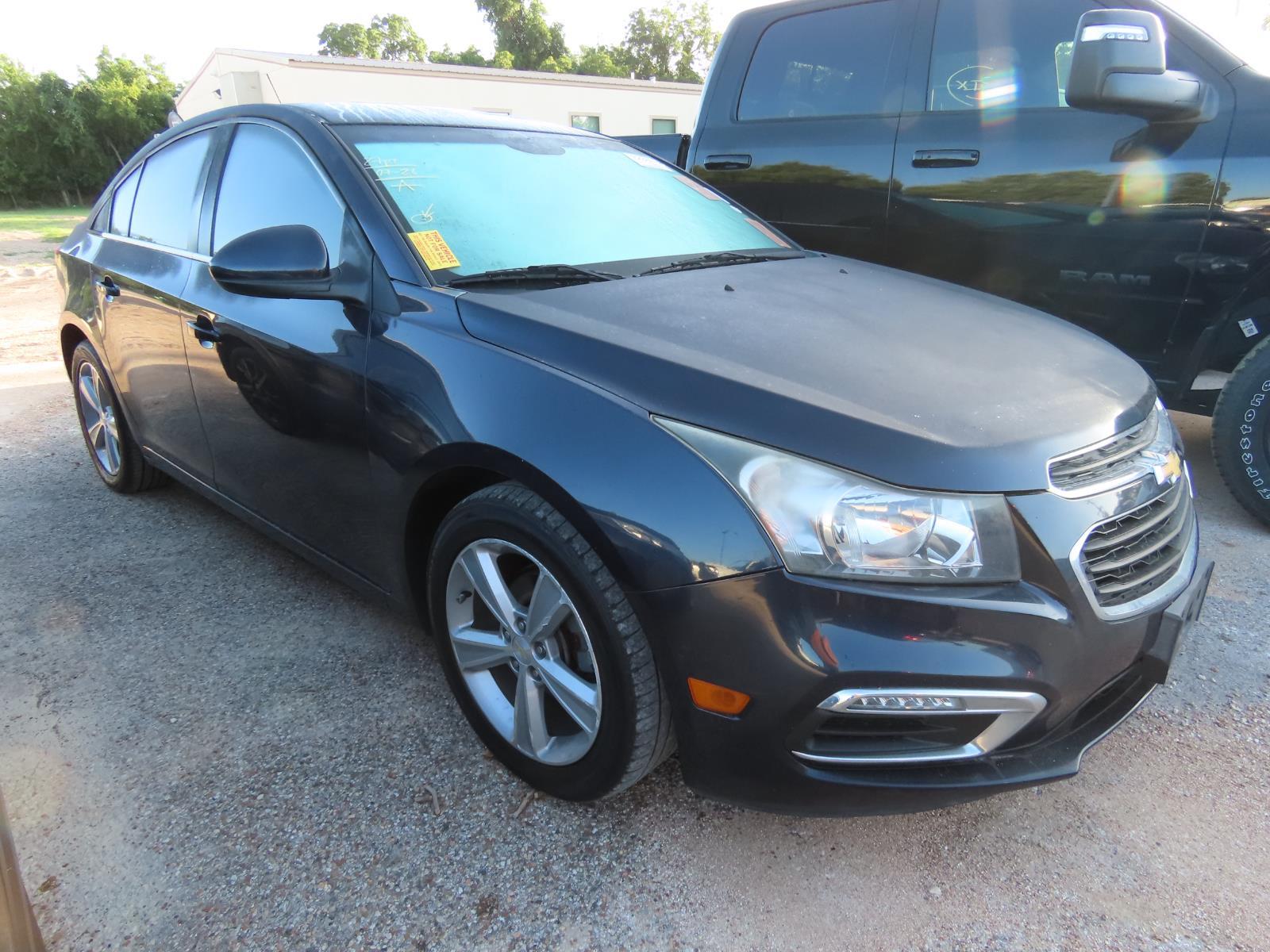 2015 Chevrolet Cruze LT photo 3
