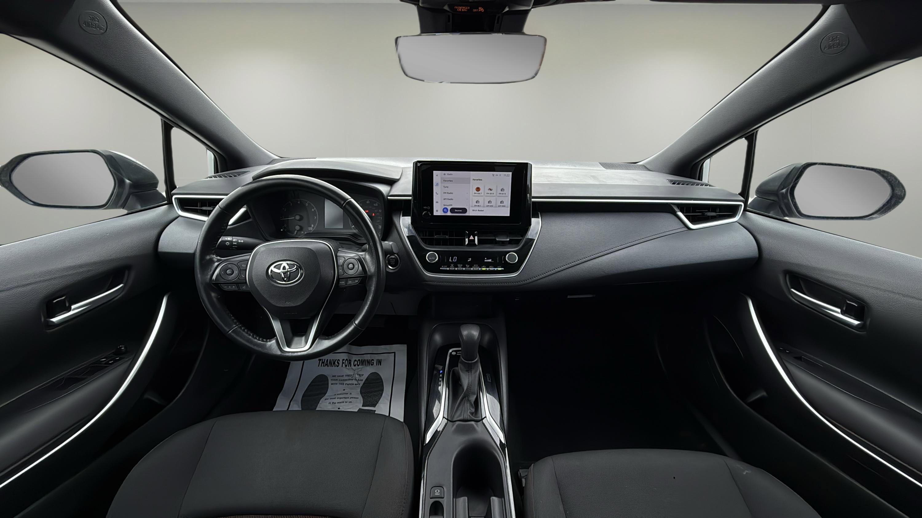 2023 Toyota Corolla SE photo 8