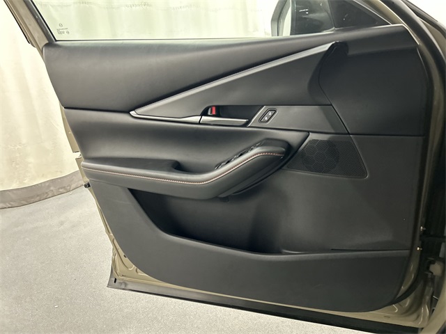 2024 Mazda CX-30 2.5 Carbon Turbo photo 16