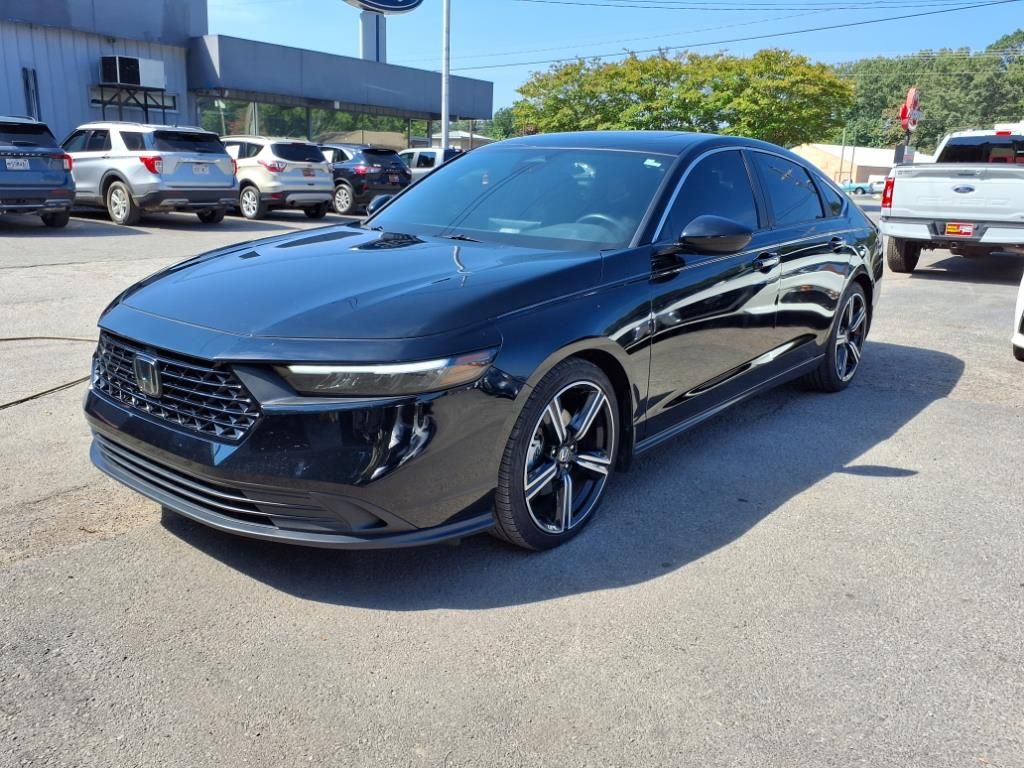 2023 Honda Accord Hybrid Sport's photo