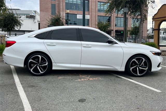 2021 Honda Accord Sport photo 2